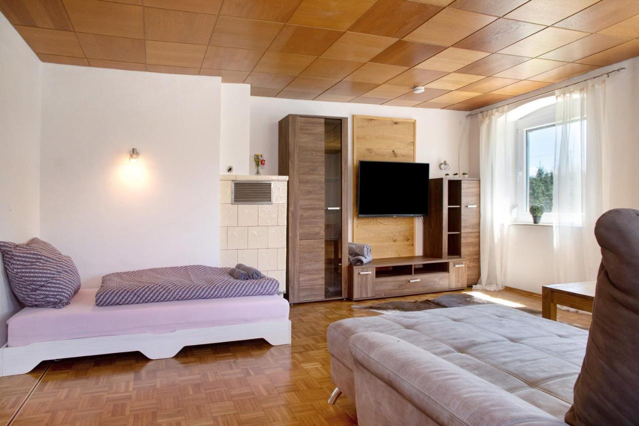Eg Wohnung Bauernhof mit Garten FDH Exterior foto